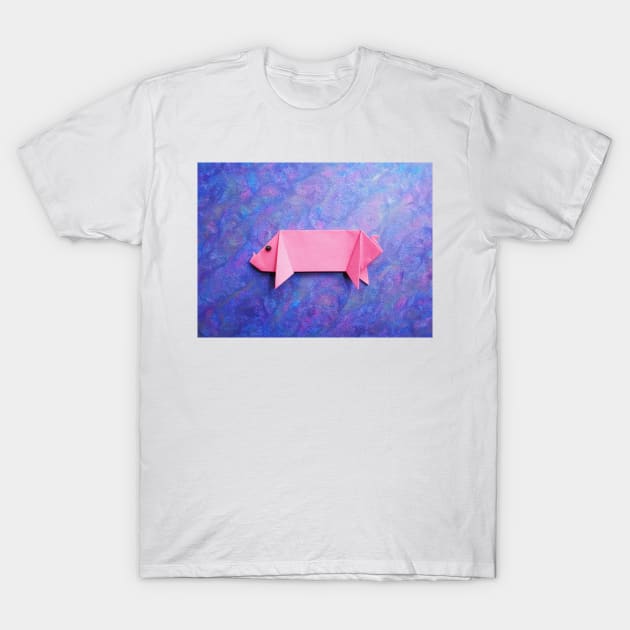 Pink origami pig T-Shirt by theorigamiuniverse